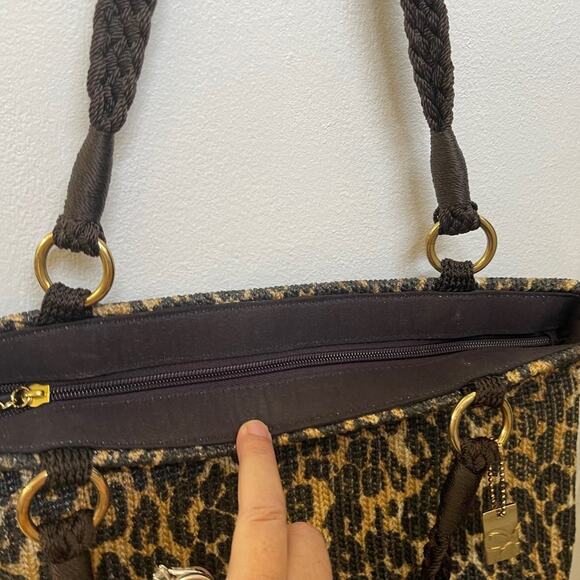 Lina cheetah leopard fabric tote purse - Picture 9 of 10